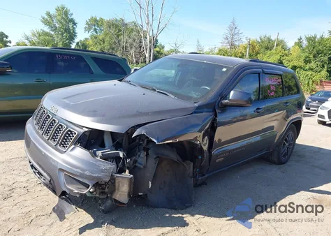 2017 Jeep Grand Cherokee Laredo z USA, uszkodzony, nr VIN 1C4RJFAG8HC620334